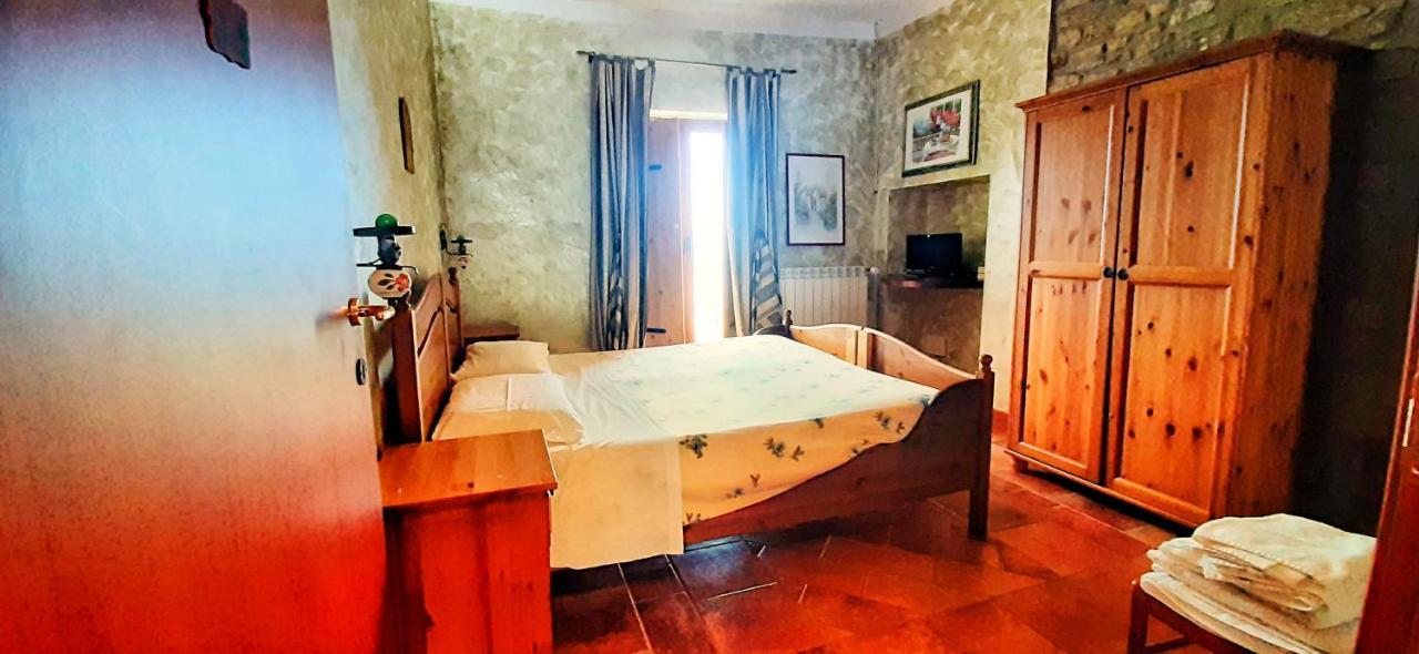 Casale Trusella Bed and Breakfast Ponti Δωμάτιο φωτογραφία